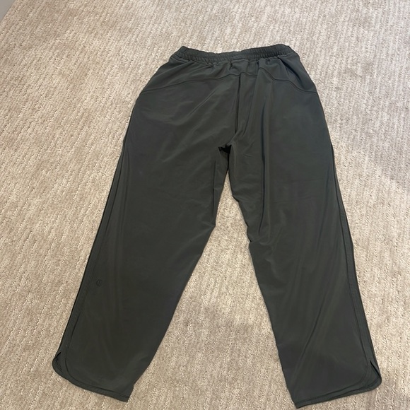 Lululemon drawstring capri pants - Picture 4 of 5